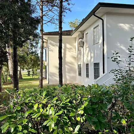 Villa Giorgio 2 Mare E Pineta Bibione Exterior photo